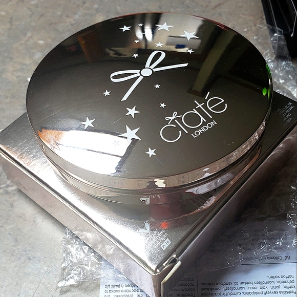 Ciate London  glow-to highlighter in Starburst - Picture 3 of 7